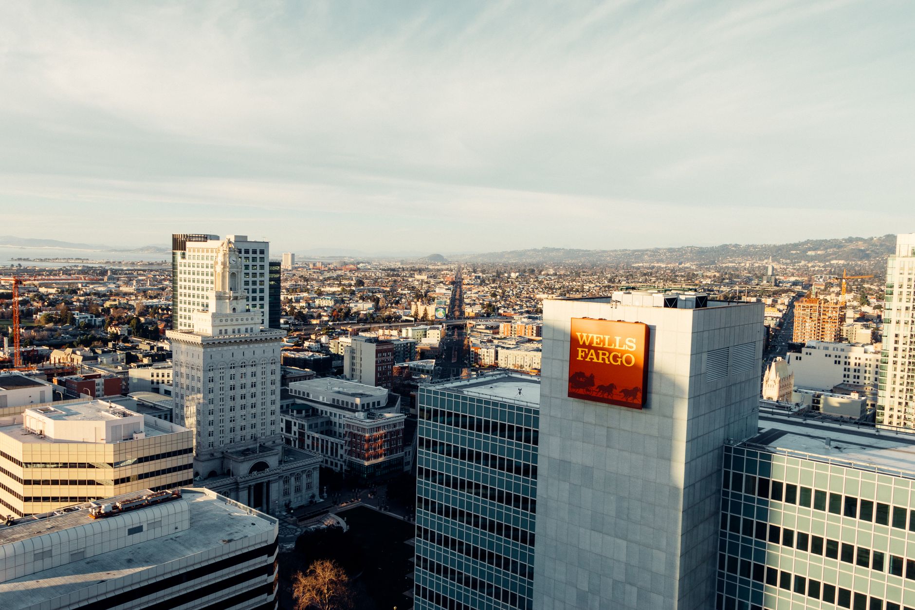 Wells Fargo Vistra Corp: Best Buy Rating with Proven Growth